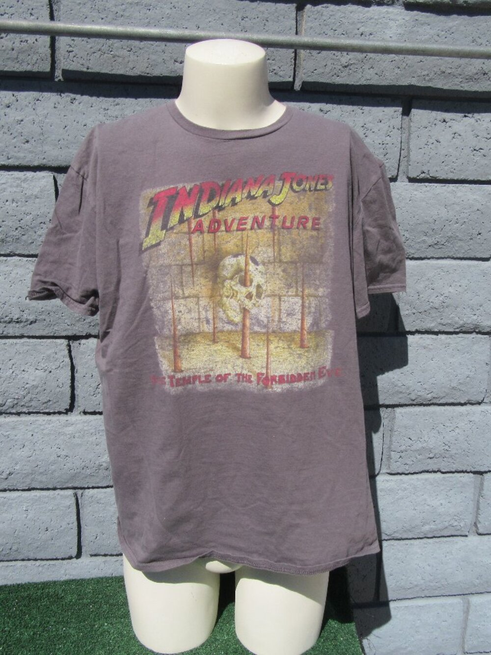 Indiana Jones Adventure The Temple Of The Forbidden Eye Shirt Size XL